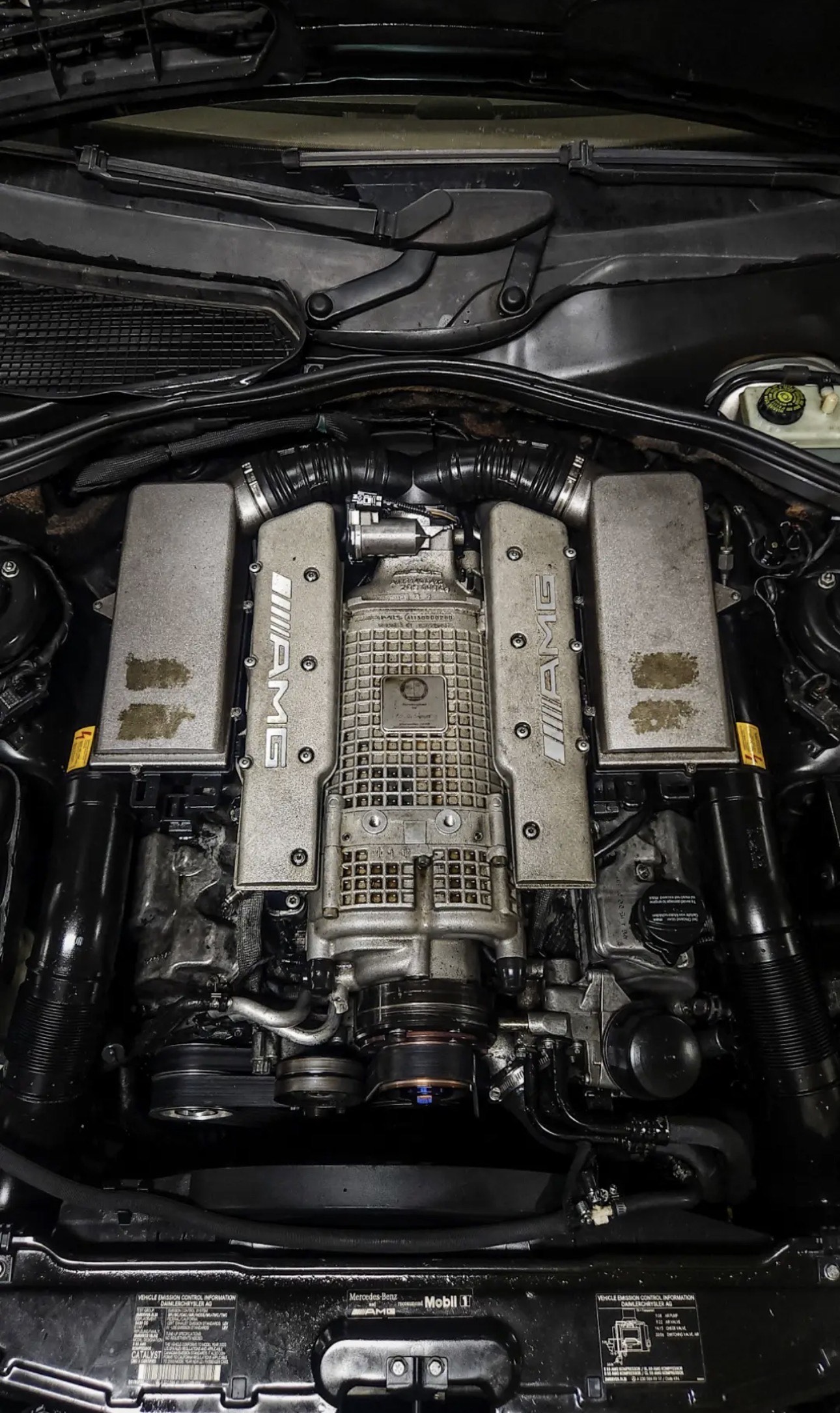 the_randomist_photography Mercedes build